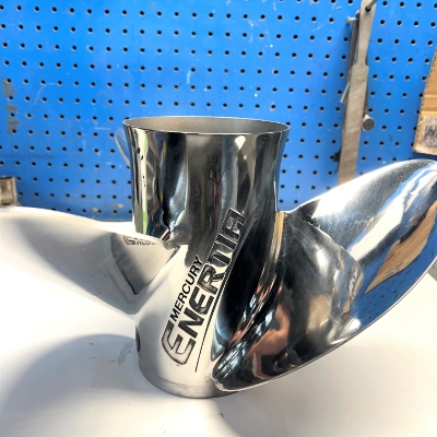 New Out of box Mercury Enertia Propeller 14.50 x 17 Pitch RIGHT-HAND 8M0151235 mercury enertia eco propeller, mercury enertia  propeller 48-8M0151235,mercury enertia 17 pitch propeller, enertia 17 pitch prop, enertia  prop, 8M0151235